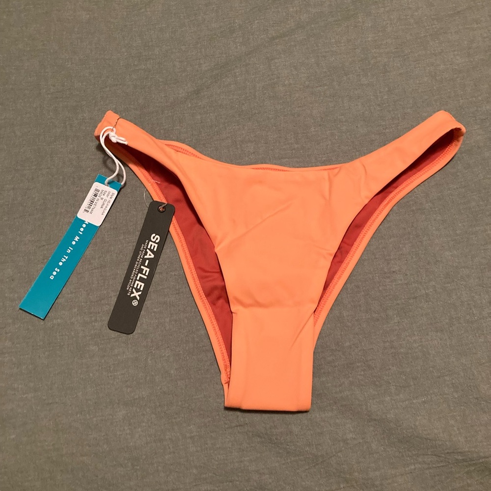 Jolyn KELIA BIKINI BOTTOM in Guava Size M